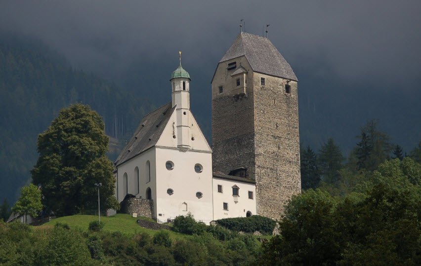 Burg Freundsberg, Austria
